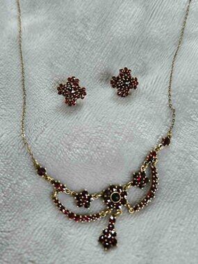 Antique Bohemian Garnet & 800 Silver Festoon Necklace & Earring Set - G2 Hallmar